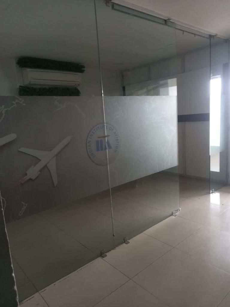 1100 Sq. Ft. Commercial Office for Rent in Jodhpur Ahmedabad - Media 4
