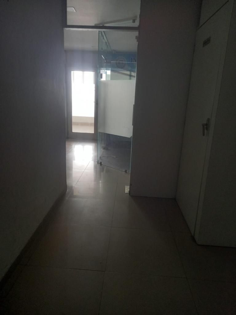 1100 Sq. Ft. Commercial Office for Rent in Jodhpur Ahmedabad - Media 10