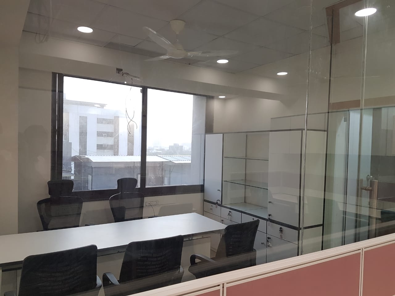 Office 711 Sq. Ft. Commercial Office for Rent in Sg Highway Ahmedabad