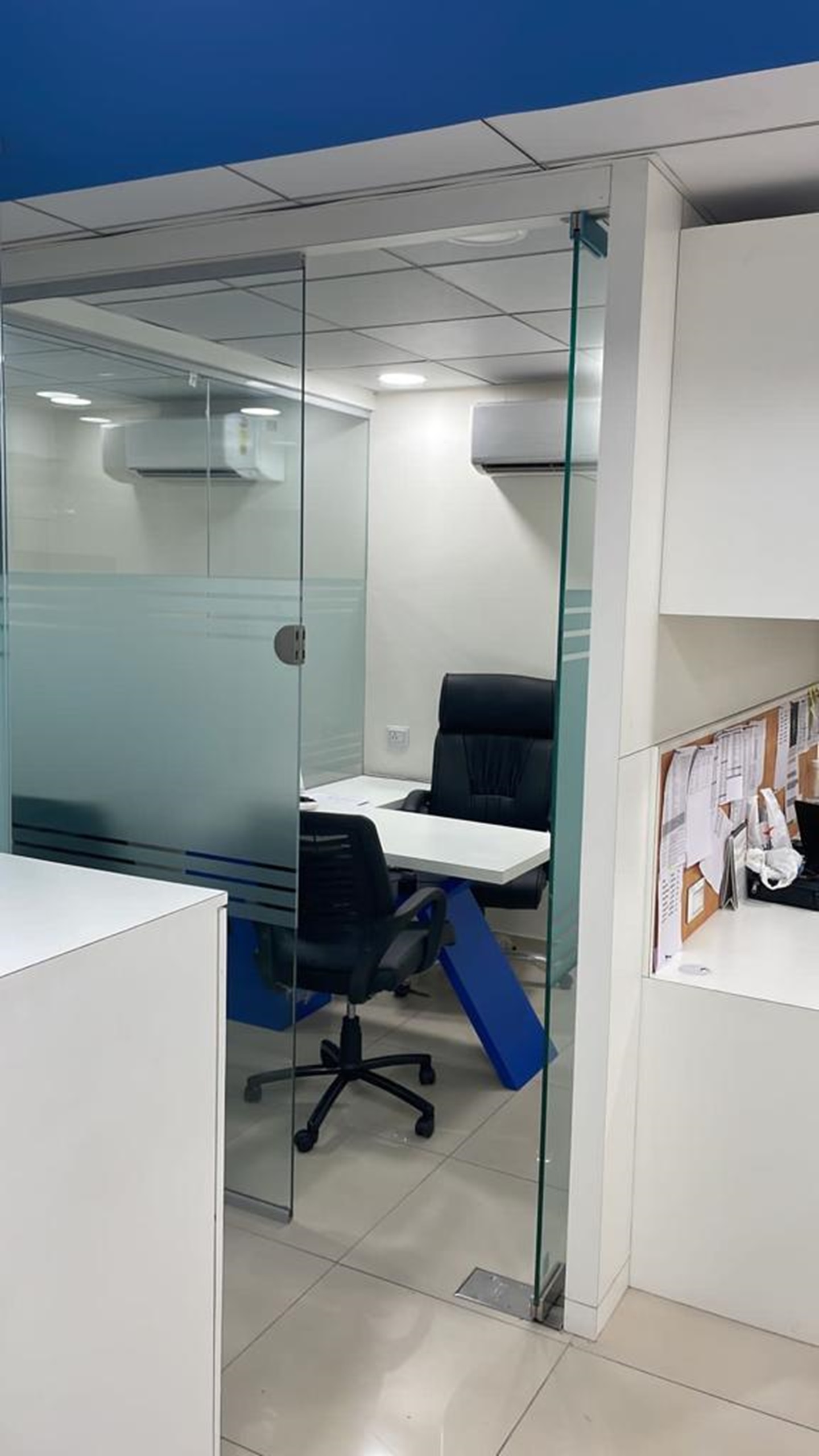 1085 Sq. Ft. Commercial Office for Rent in Ashram Road Ahmedabad