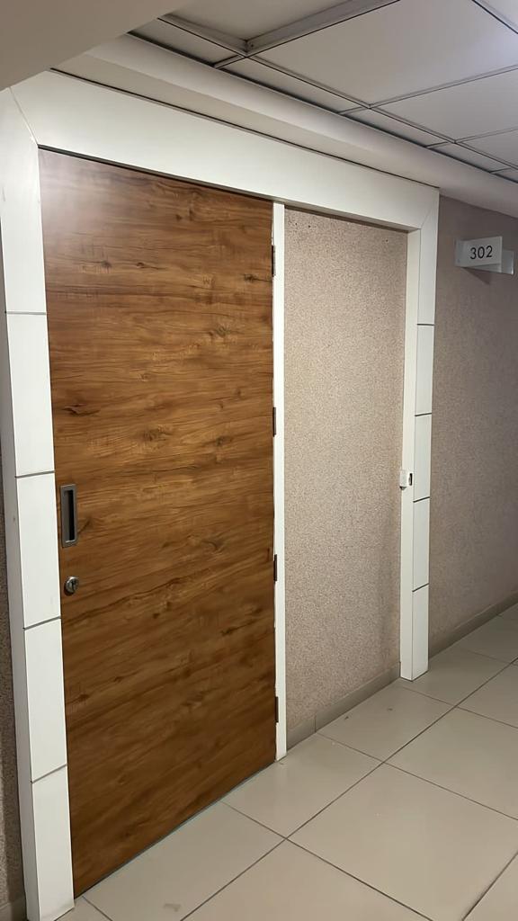 1085 Sq. Ft. Commercial Office for Rent in Ashram Road Ahmedabad - Media 5