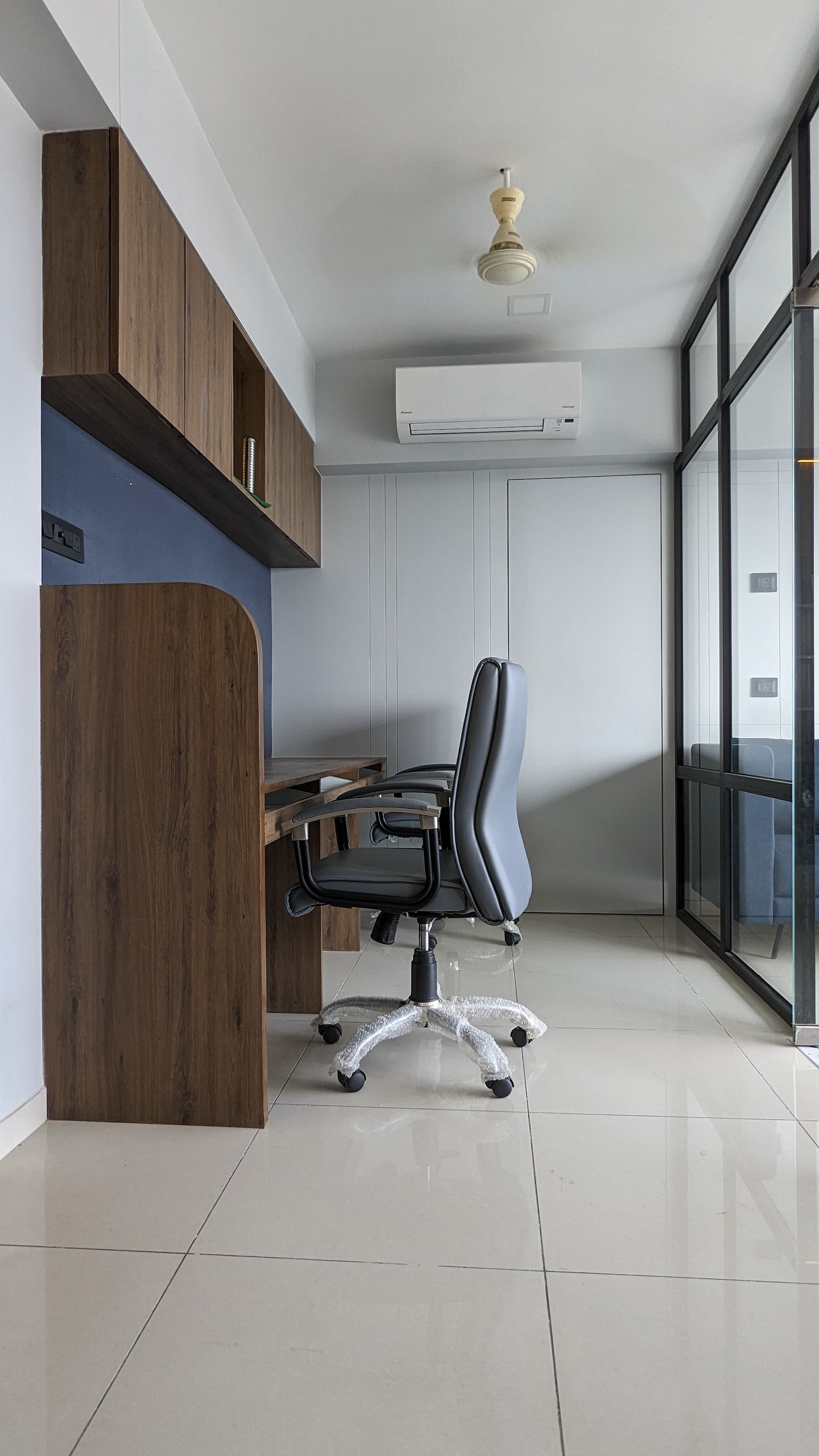 638 Sq. Ft. Commercial Office for Rent in Science City Ahmedabad - Media 8