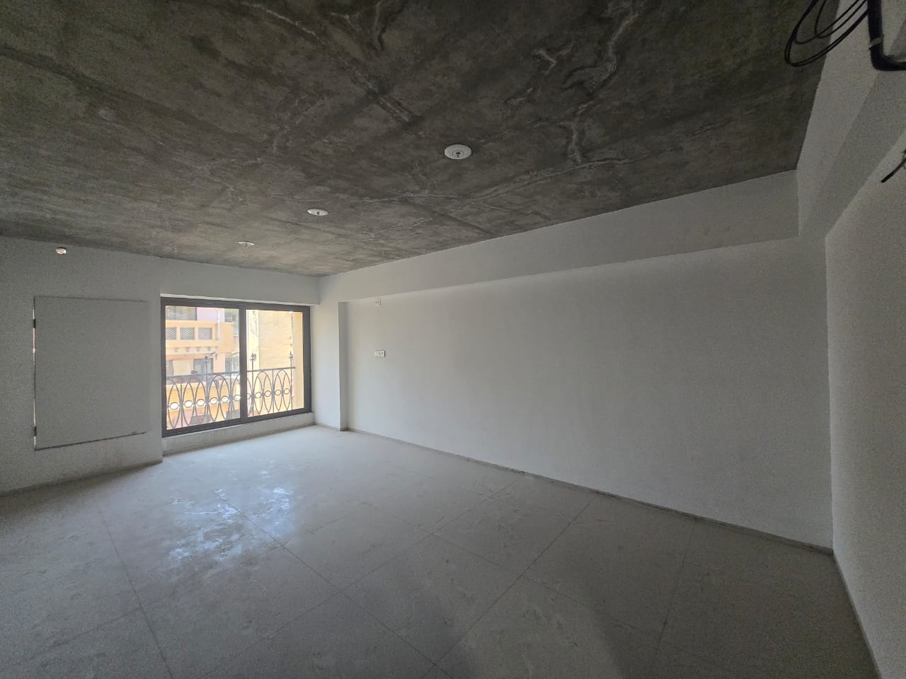 638 Sq. Ft. Commercial Office for Rent in Satellite Ahmedabad - Media 7