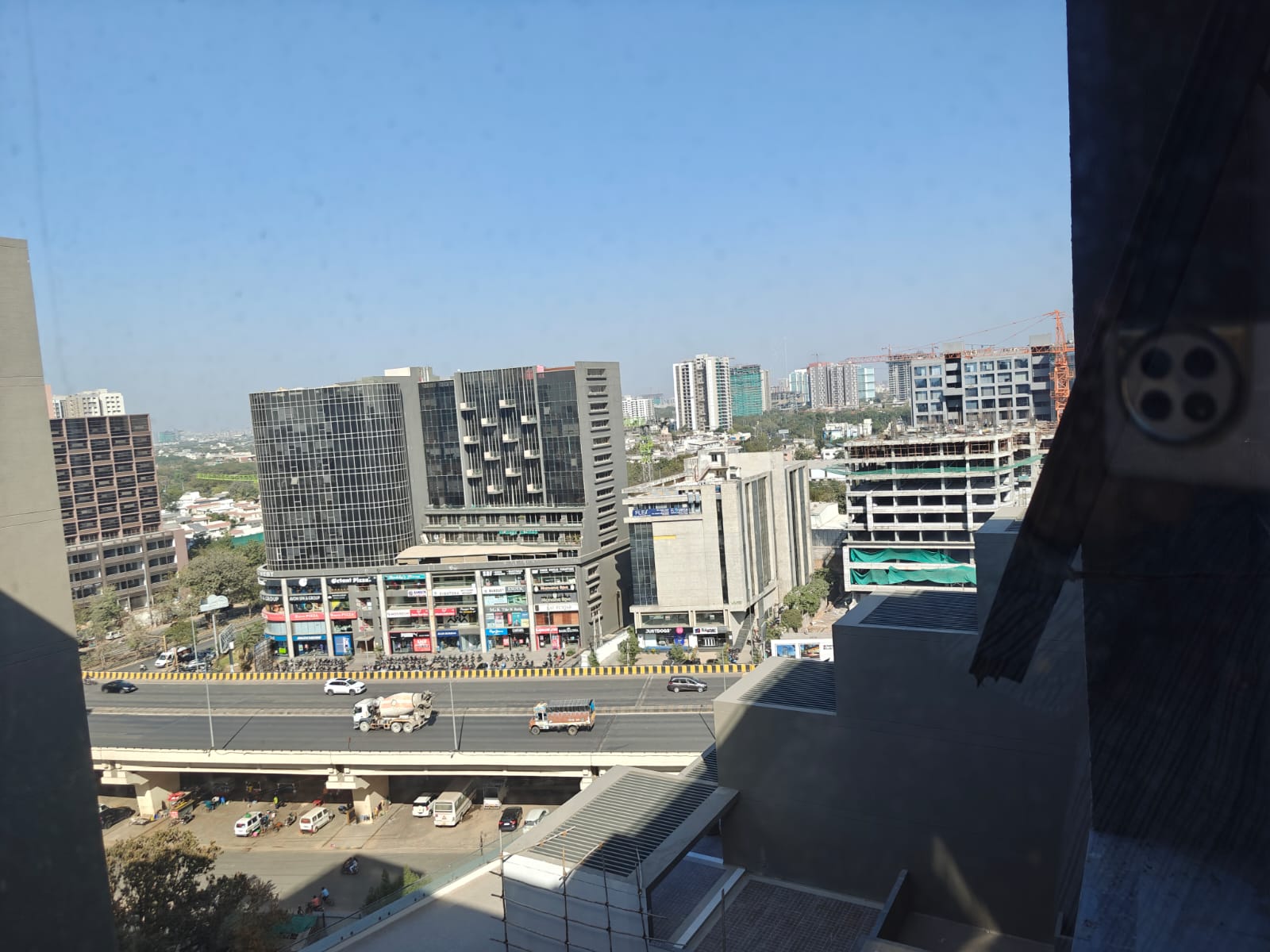 634 Sq. Ft. Commercial Office for Rent in Bopal Ahmedabad - Media 7