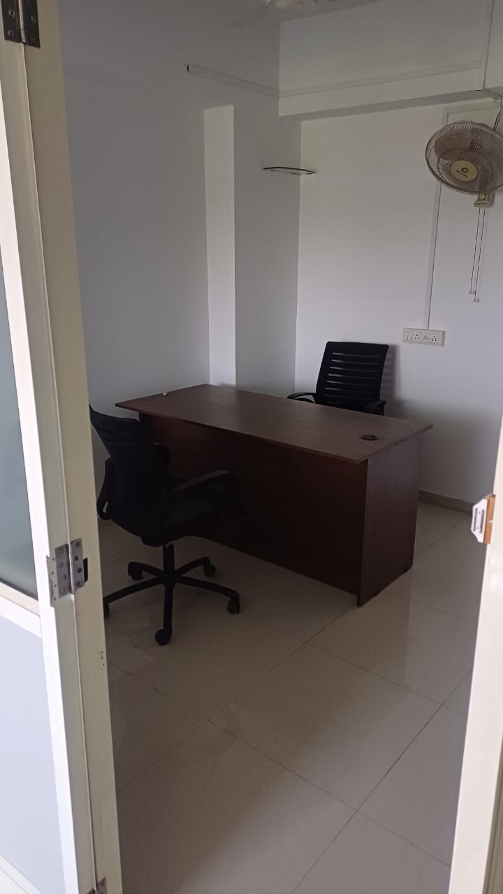 702 Sq. Ft. Commercial Office for Rent in Science City Ahmedabad - Media 5