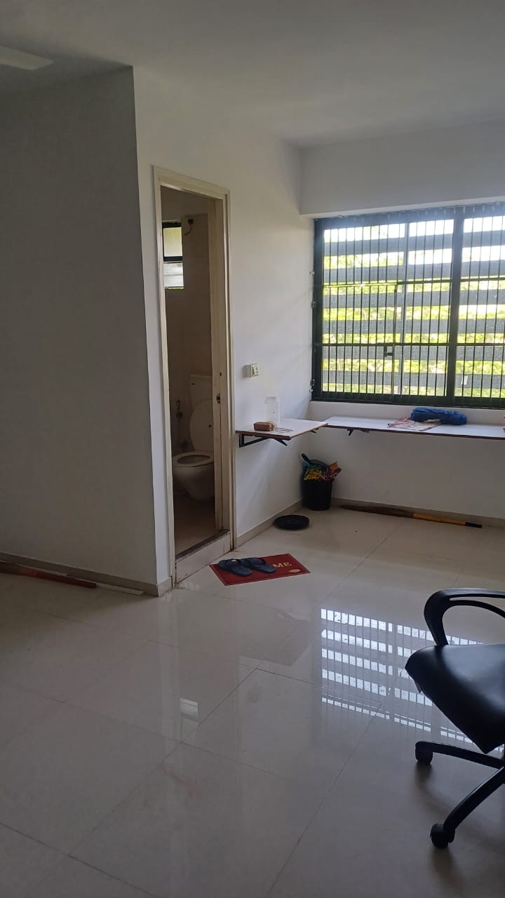 702 Sq. Ft. Commercial Office for Rent in Science City Ahmedabad - Media 7