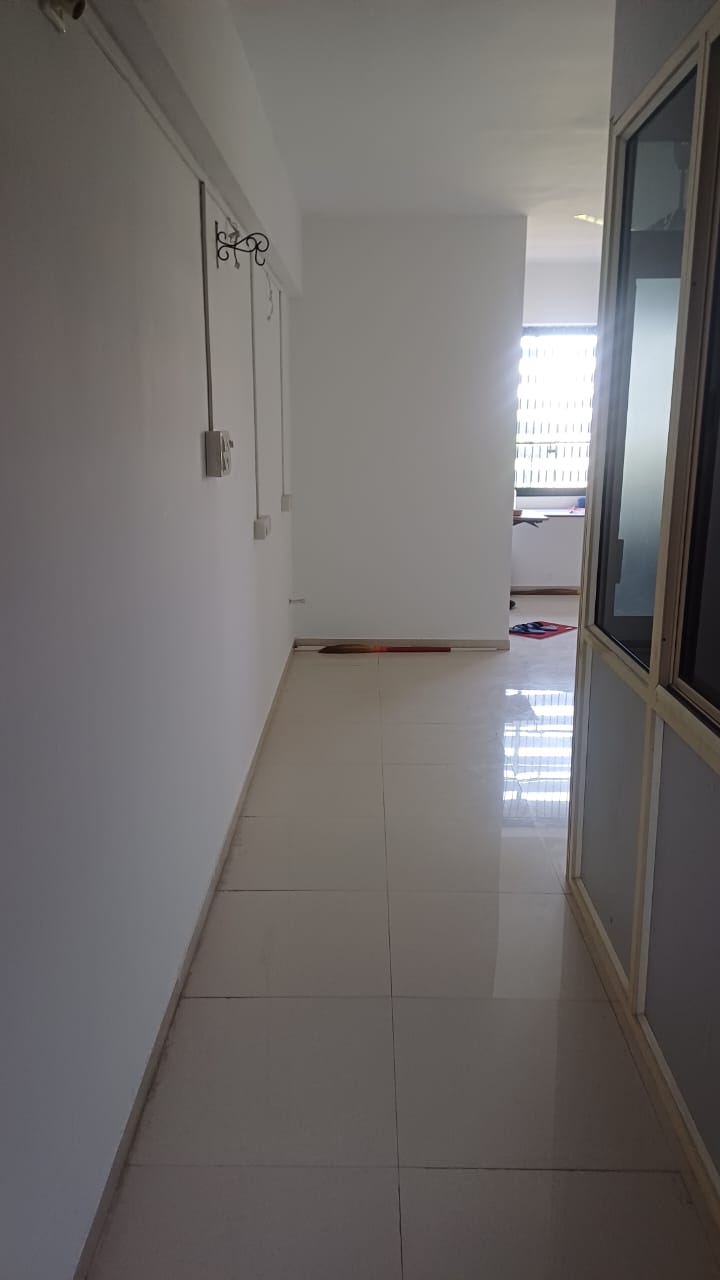 702 Sq. Ft. Commercial Office for Rent in Science City Ahmedabad - Media 9