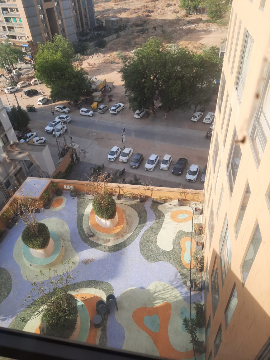 949 Sq. Ft. Commercial Office for Rent in Gota Ahmedabad
