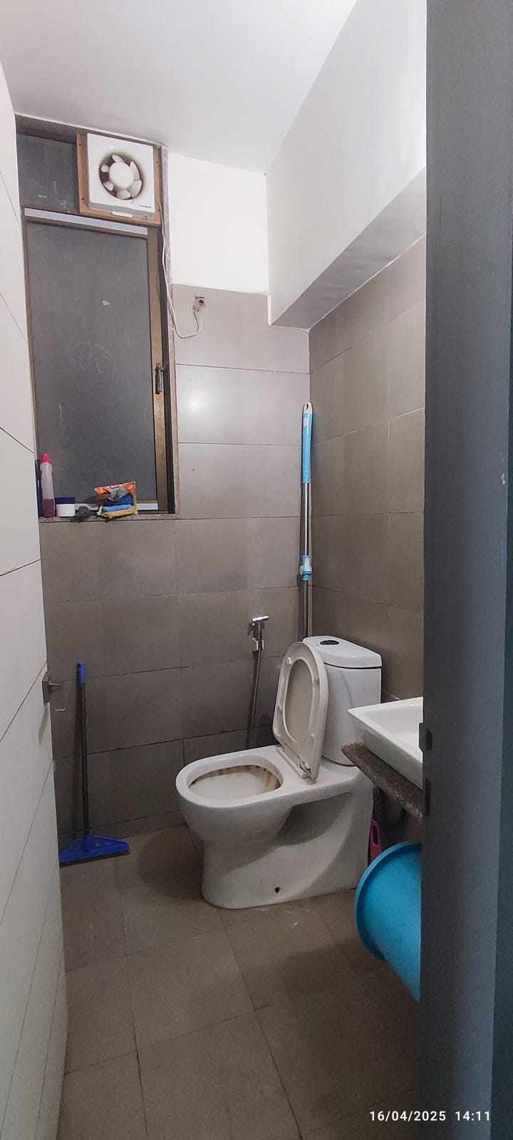 800 Sq. Ft. Commercial Office for Rent in Thaltej Ahmedabad - Media 9