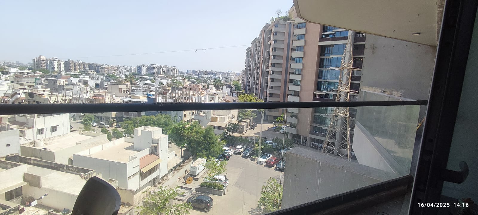 800 Sq. Ft. Commercial Office for Rent in Thaltej Ahmedabad - Media 7