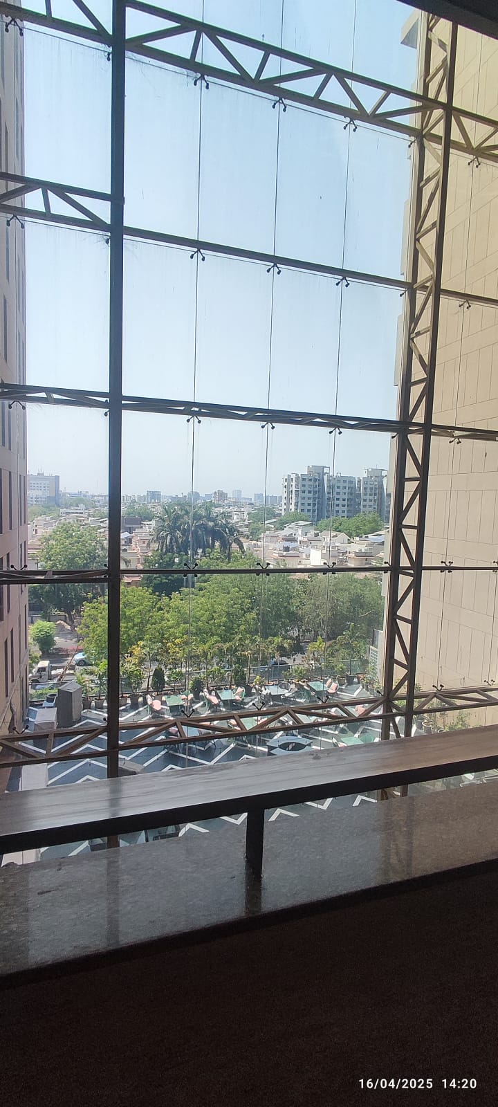800 Sq. Ft. Commercial Office for Rent in Thaltej Ahmedabad - Media 4