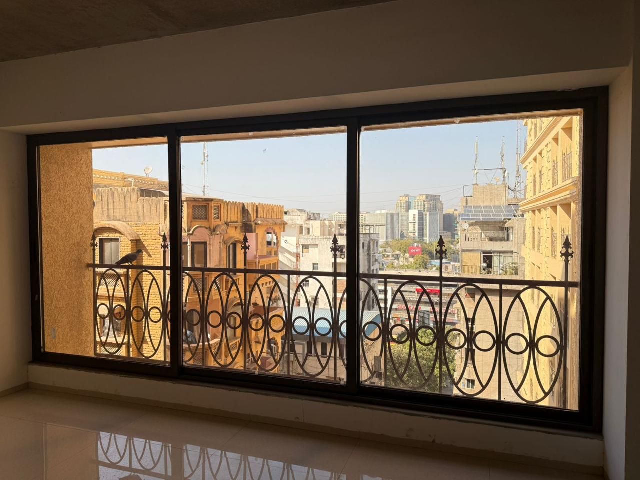 802 Sq. Ft. Commercial Office for Rent in Satellite Ahmedabad - Media 4