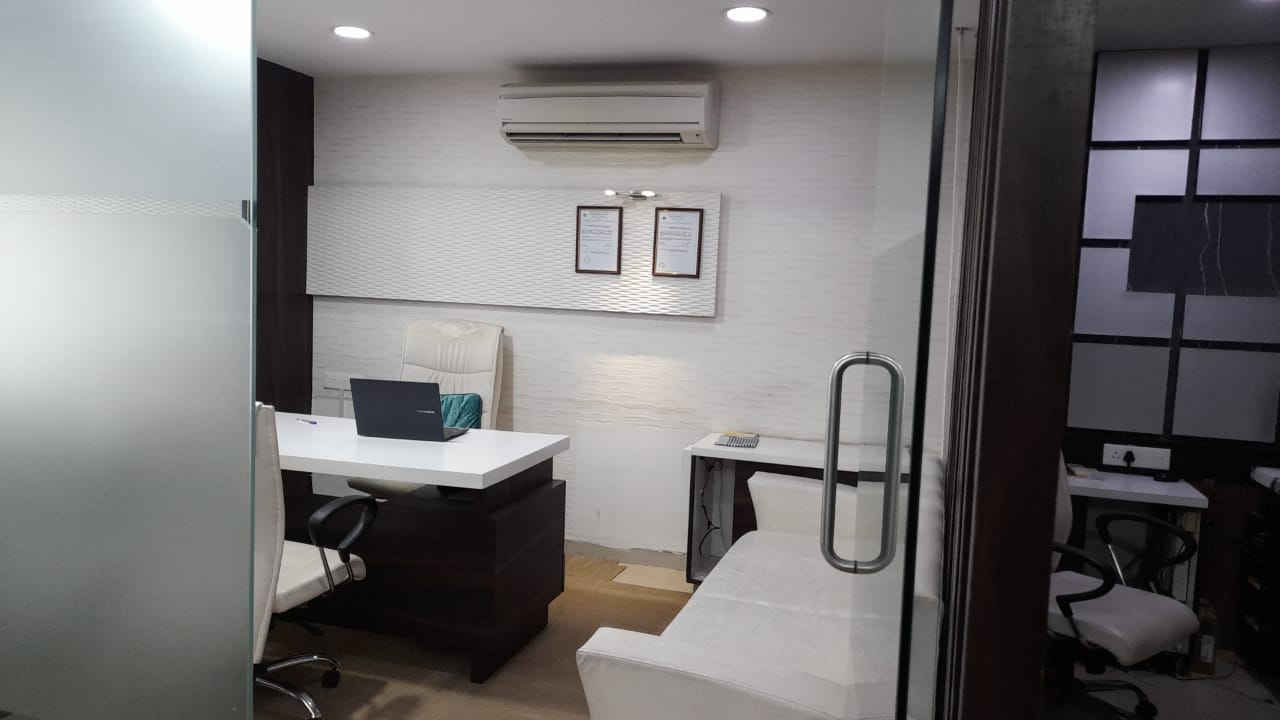 1260 Sq. Ft. Commercial Office for Rent in Sg Highway Ahmedabad