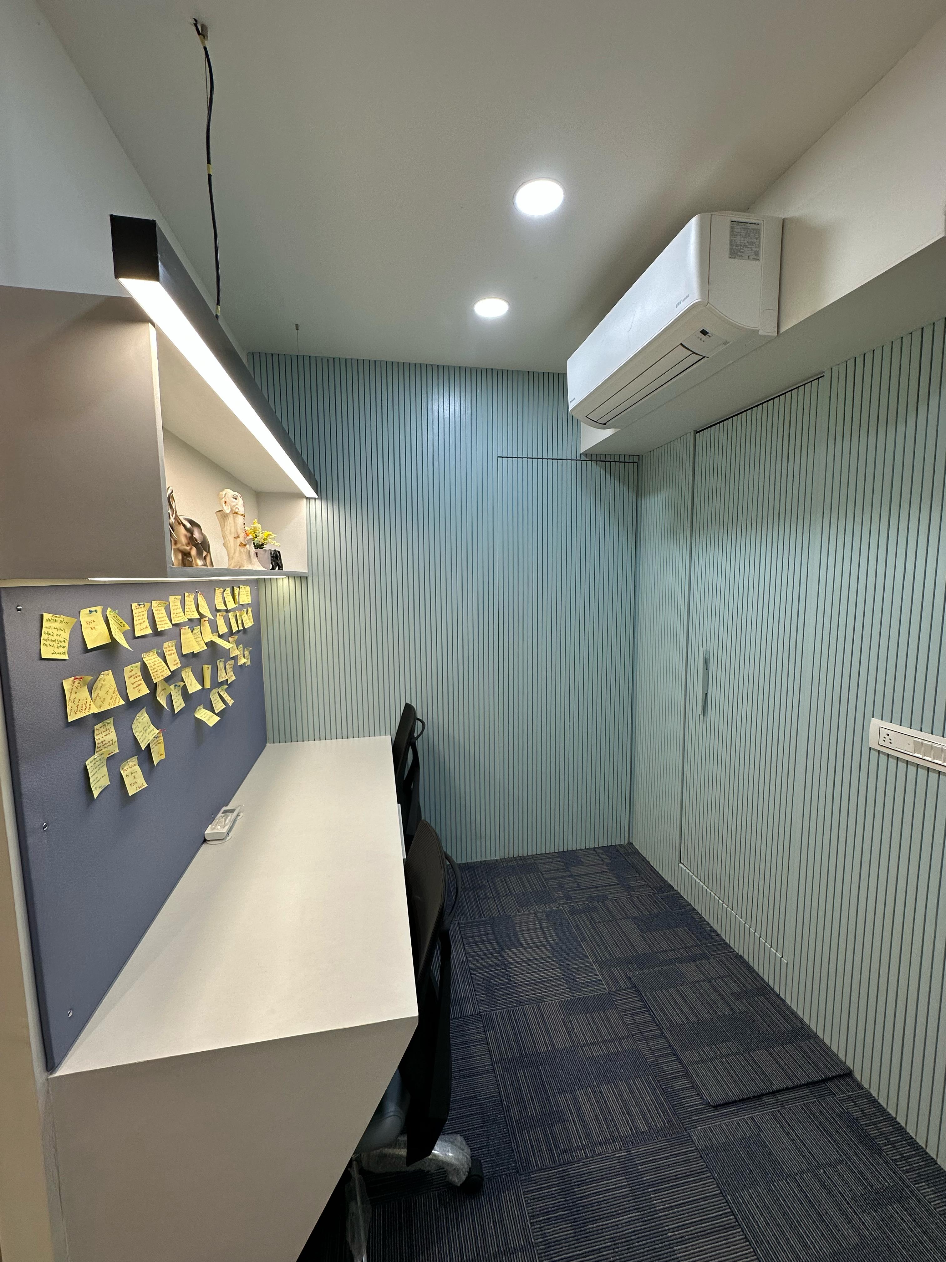 836 Sq. Ft. Commercial Office for Rent in Thaltej Ahmedabad - Media 2