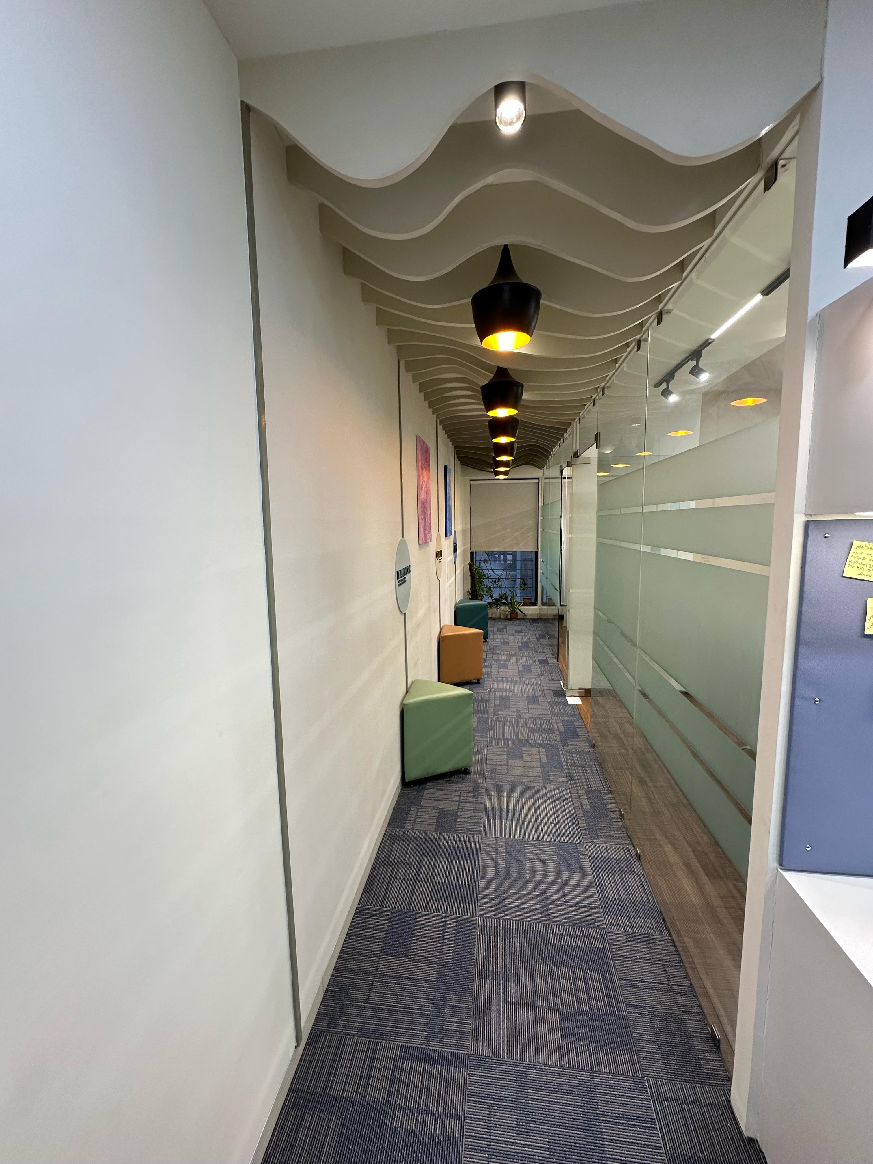 836 Sq. Ft. Commercial Office for Rent in Thaltej Ahmedabad - Media 5