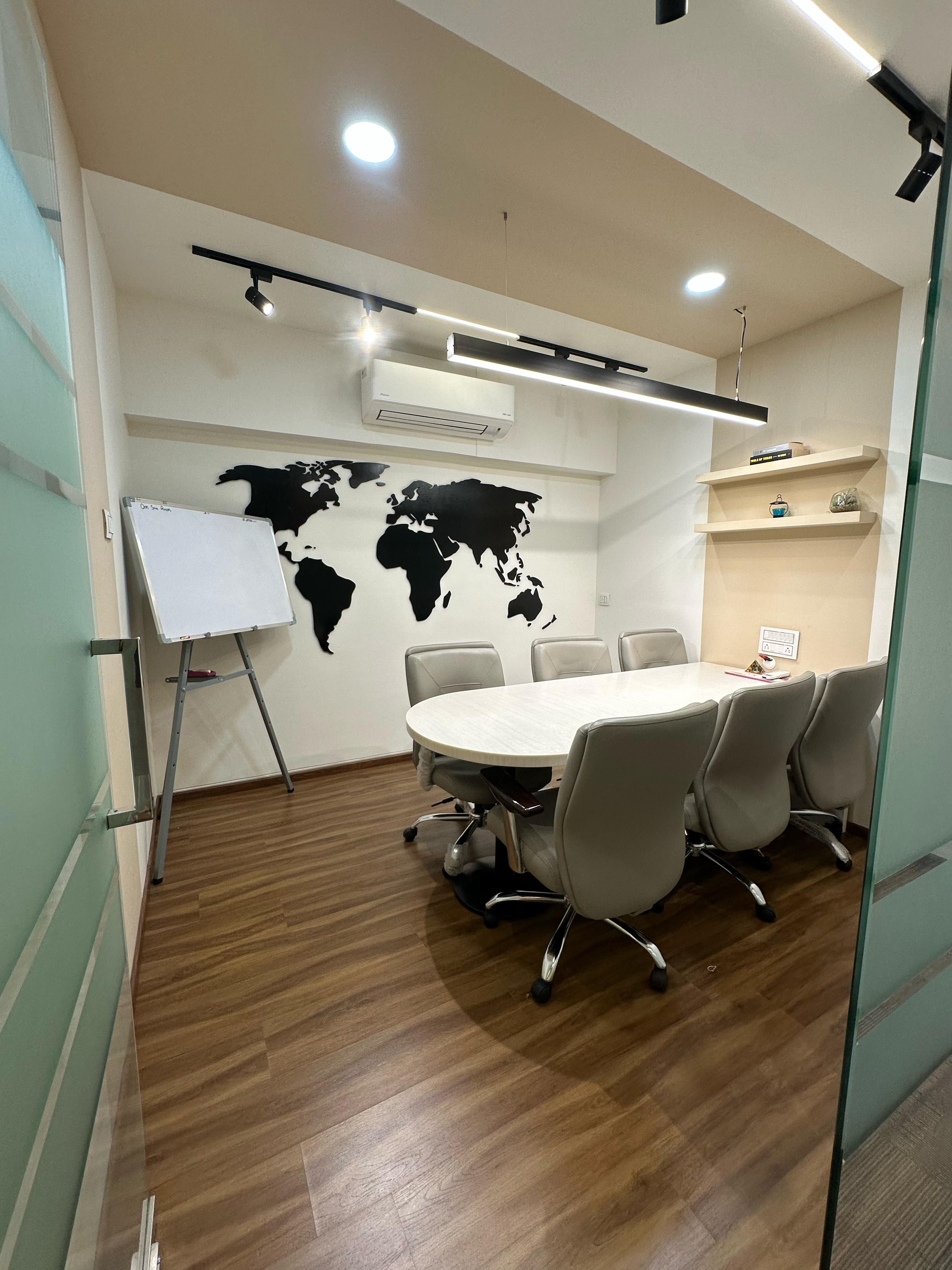 836 Sq. Ft. Commercial Office for Rent in Thaltej Ahmedabad - Media 7
