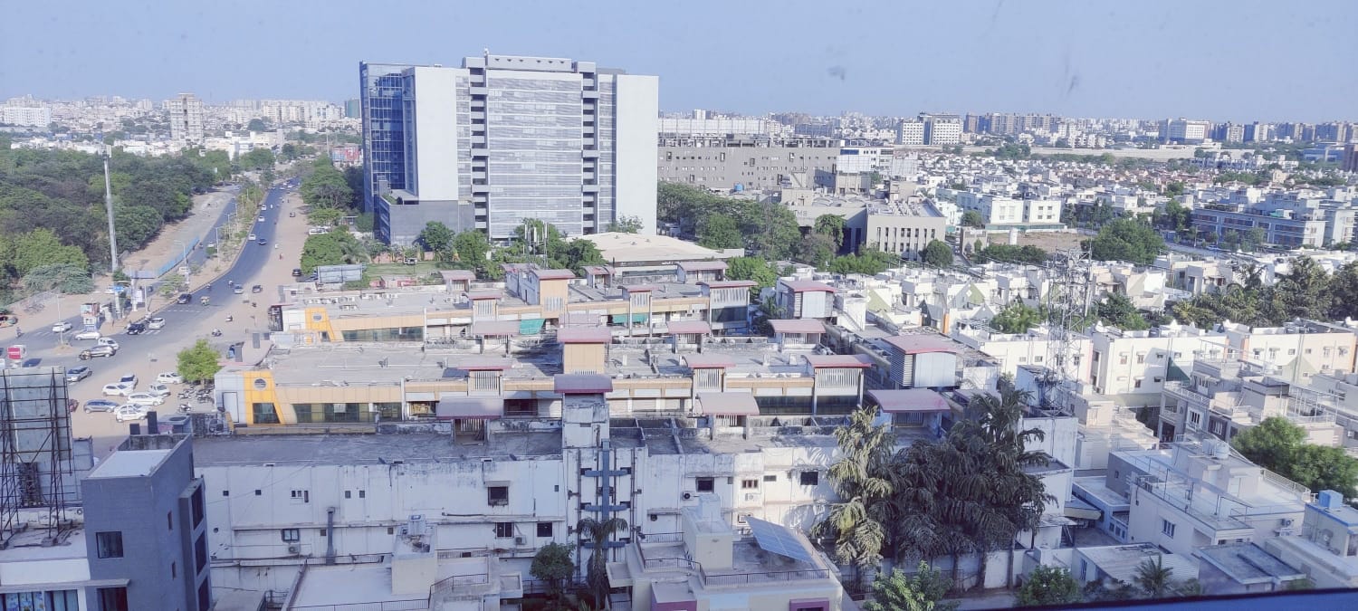 834 Sq. Ft. Commercial Office for Rent in Science City Ahmedabad - Media 18
