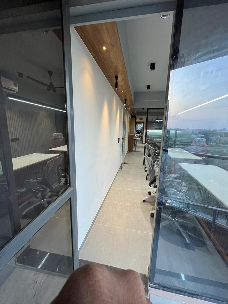 1087 Sq. Ft. Commercial Office for Rent in Gota Ahmedabad - Media 20