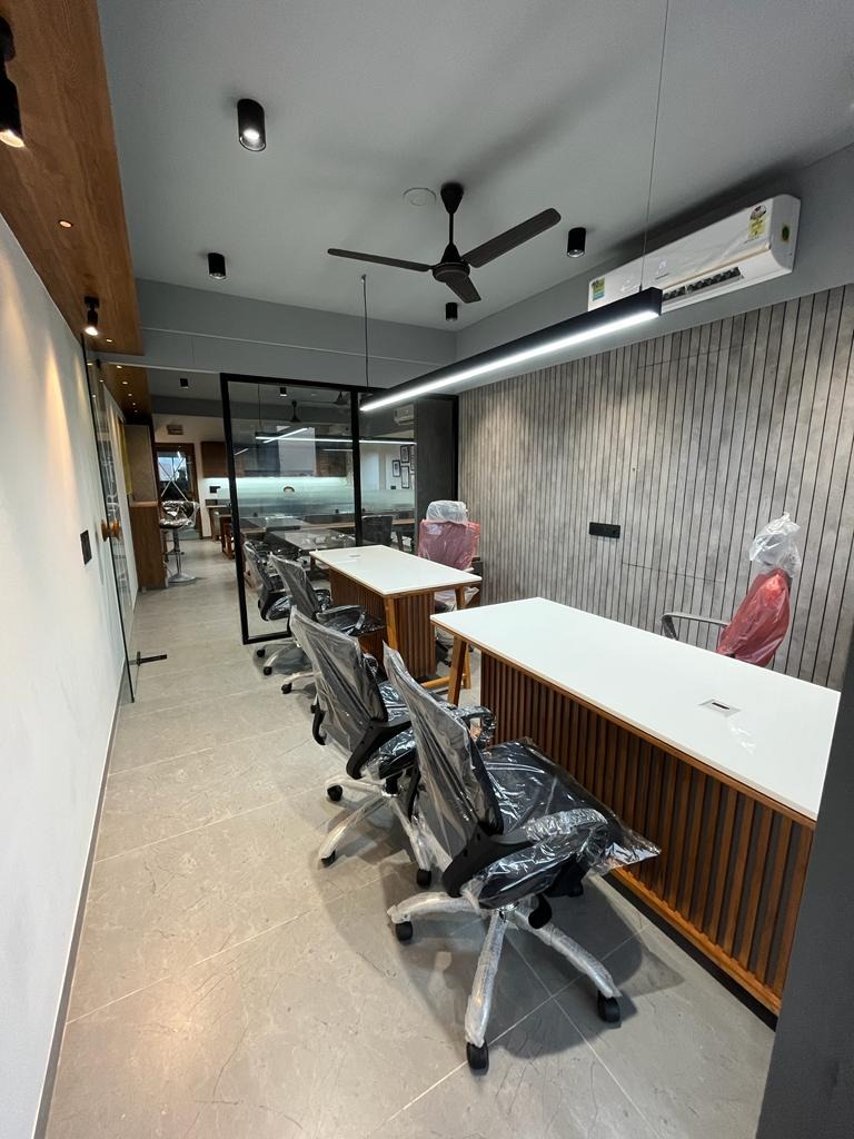 1087 Sq. Ft. Commercial Office for Rent in Gota Ahmedabad - Media 18
