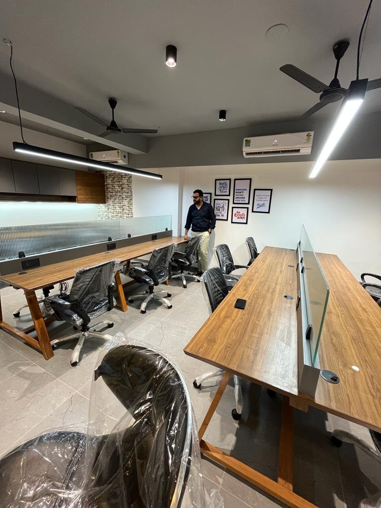 1087 Sq. Ft. Commercial Office for Rent in Gota Ahmedabad - Media 11