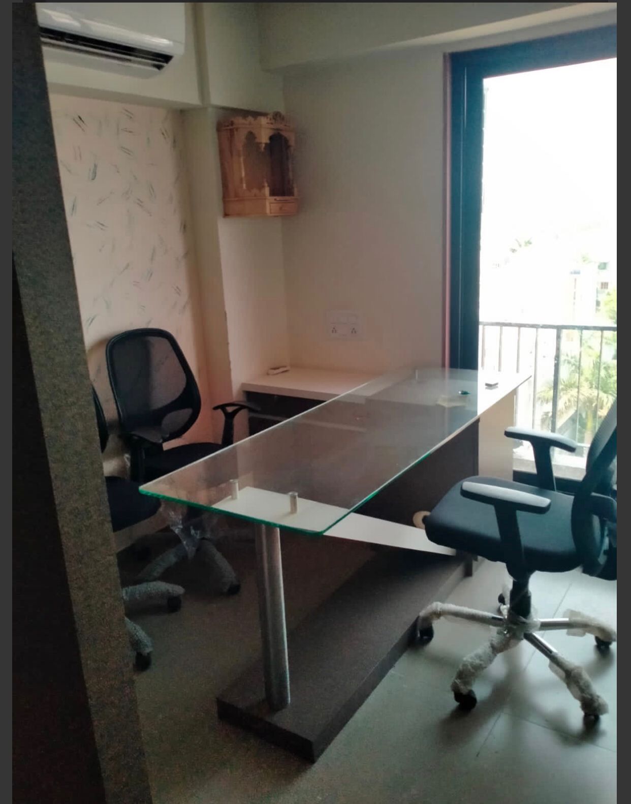 745 Sq. Ft. Commercial Office for Rent in Thaltej Ahmedabad - Media 5