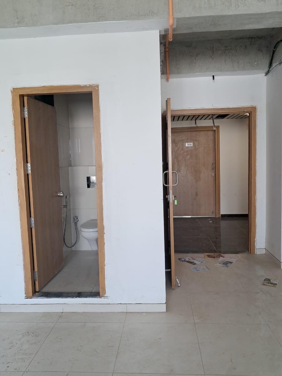 679 Sq. Ft. Commercial Office for Rent in Gota Ahmedabad - Media 5