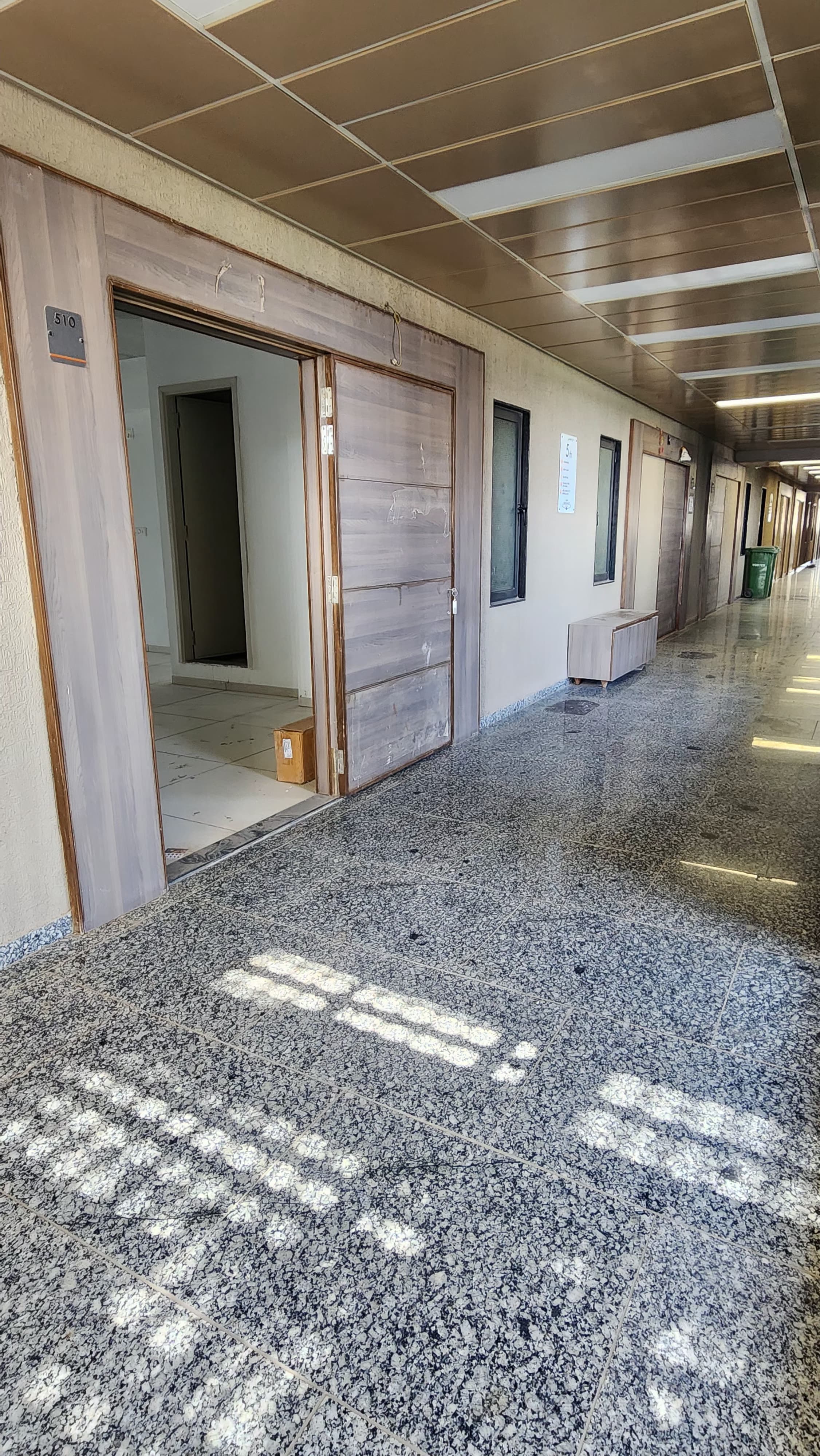 1700 Sq. Ft. Commercial Office for Rent in Gota Ahmedabad - Media 4