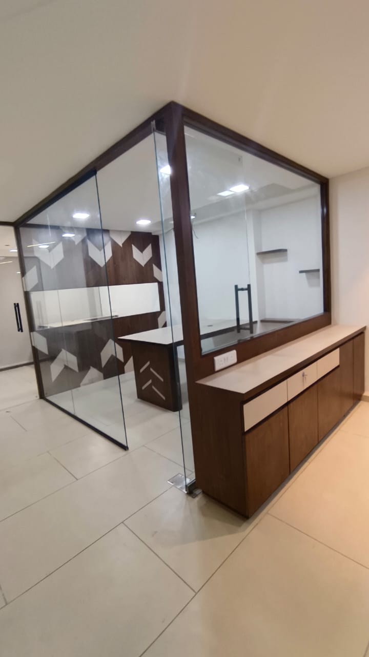 1164 Sq. Ft. Commercial Office for Rent in Bodakdev Ahmedabad - Media 4