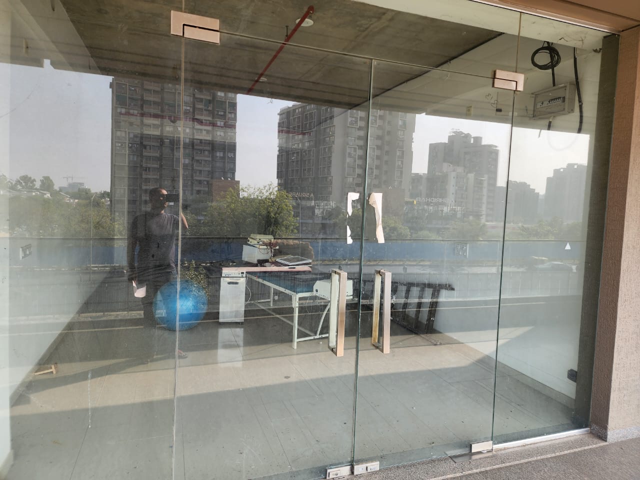 1240 Sq. Ft. Commercial Office for Rent in Shilaj Ahmedabad - Media 3