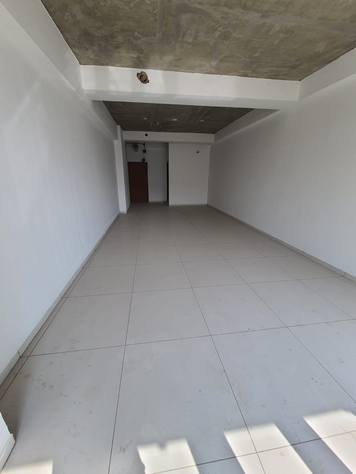 739 Sq. Ft. Commercial Office for Rent in Ashram Road Ahmedabad