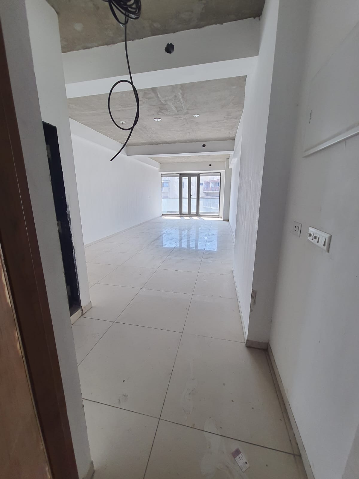 739 Sq. Ft. Commercial Office for Rent in Ashram Road Ahmedabad - Media 9
