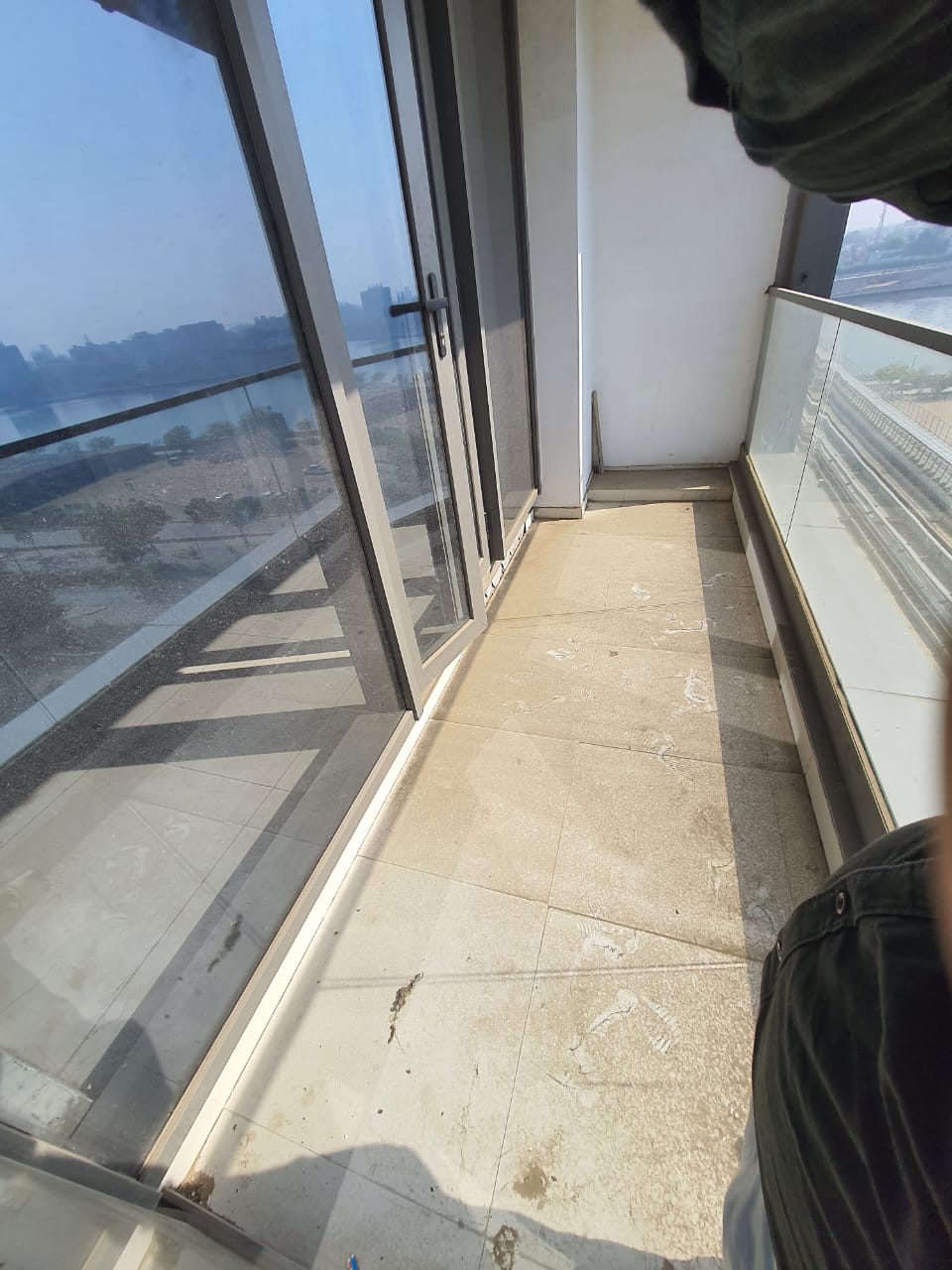 739 Sq. Ft. Commercial Office for Rent in Ashram Road Ahmedabad - Media 12