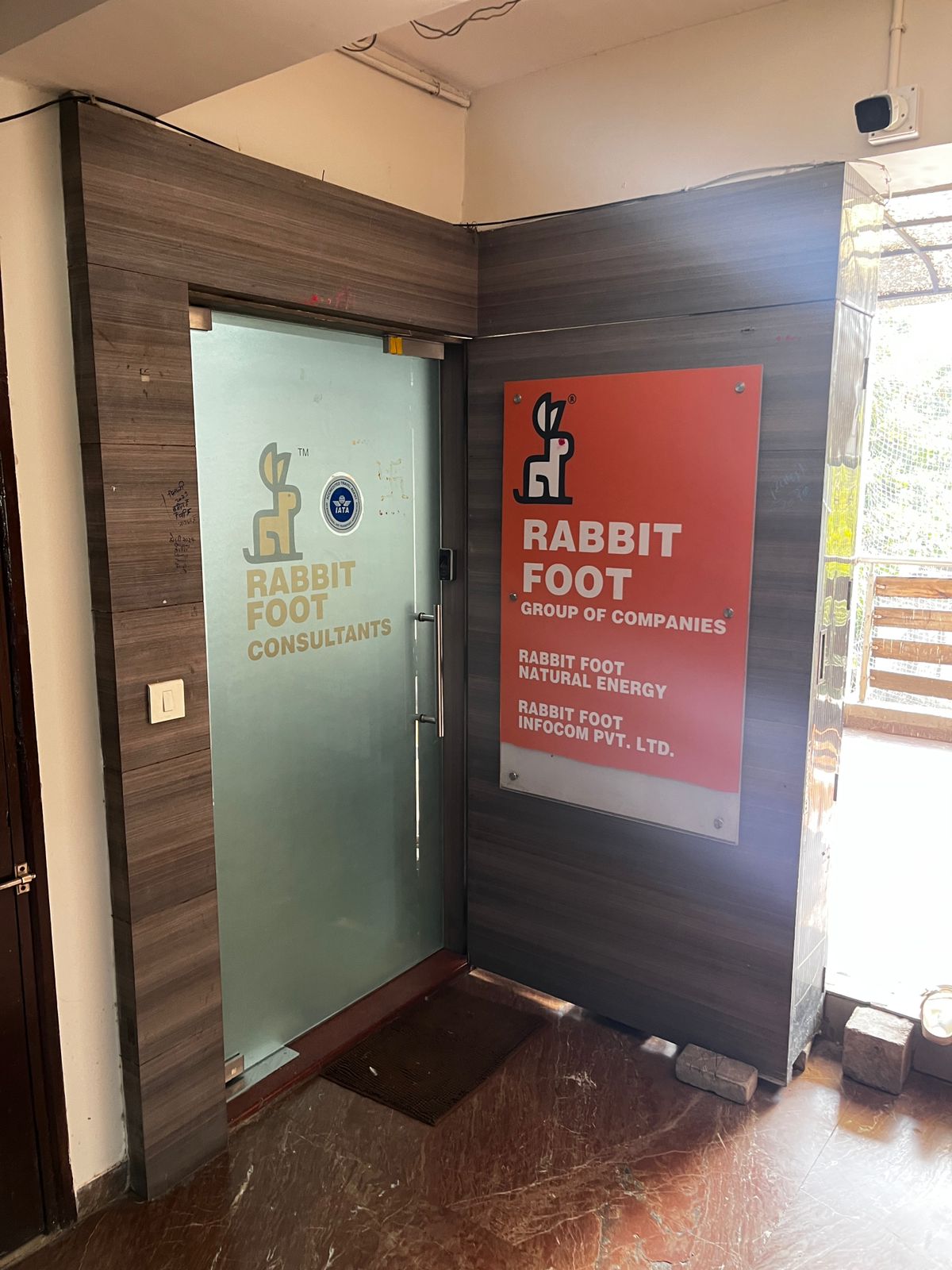 919 Sq. Ft. Commercial Office for Rent in Navrangpura Ahmedabad