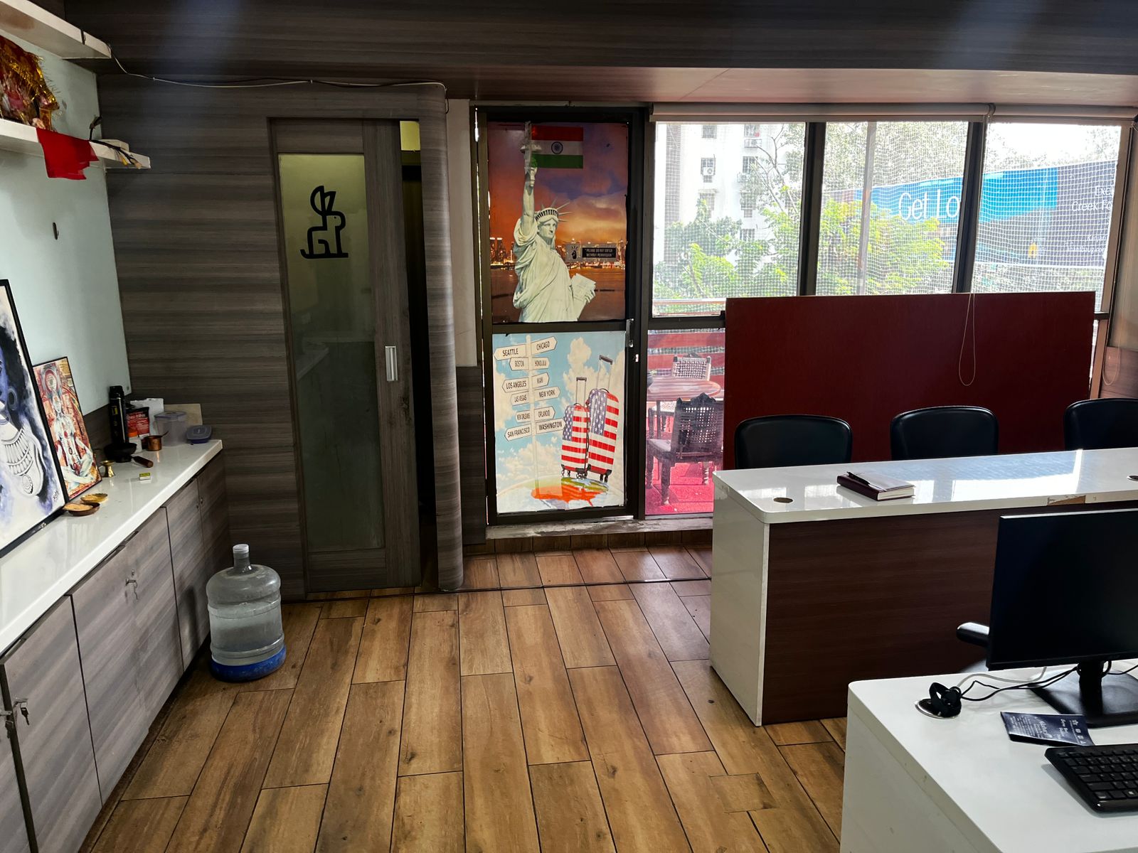 919 Sq. Ft. Commercial Office for Rent in Navrangpura Ahmedabad - Media 7