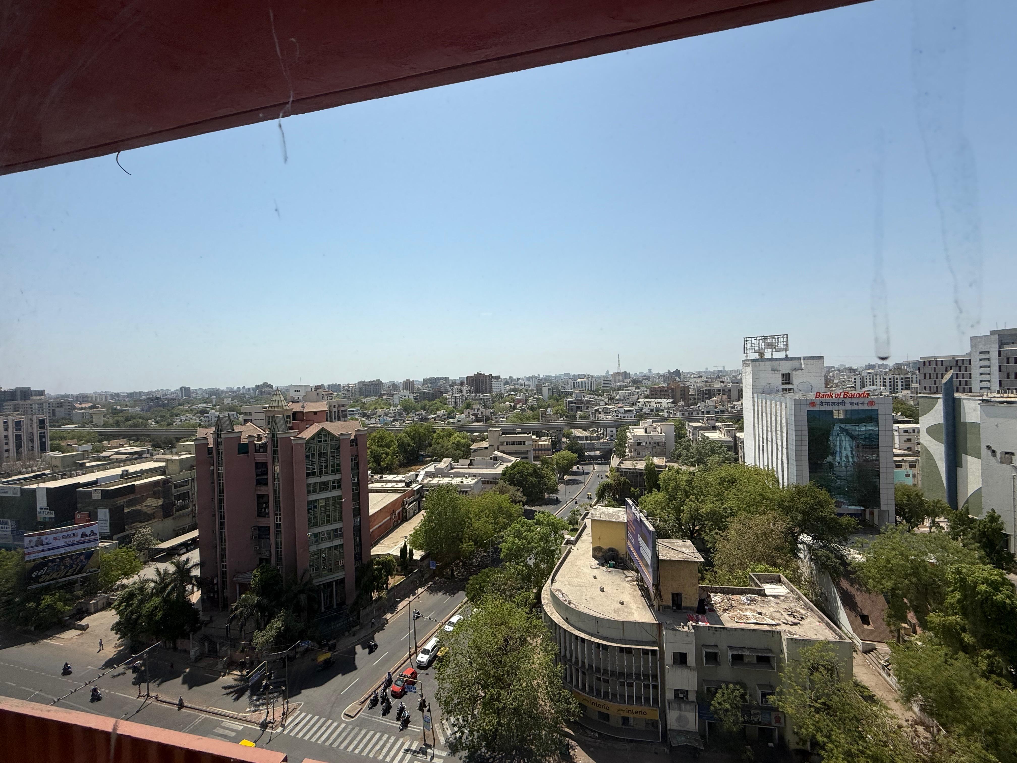 1200 Sq. Ft. Commercial Office for Rent in Ashram Road Ahmedabad - Media 11