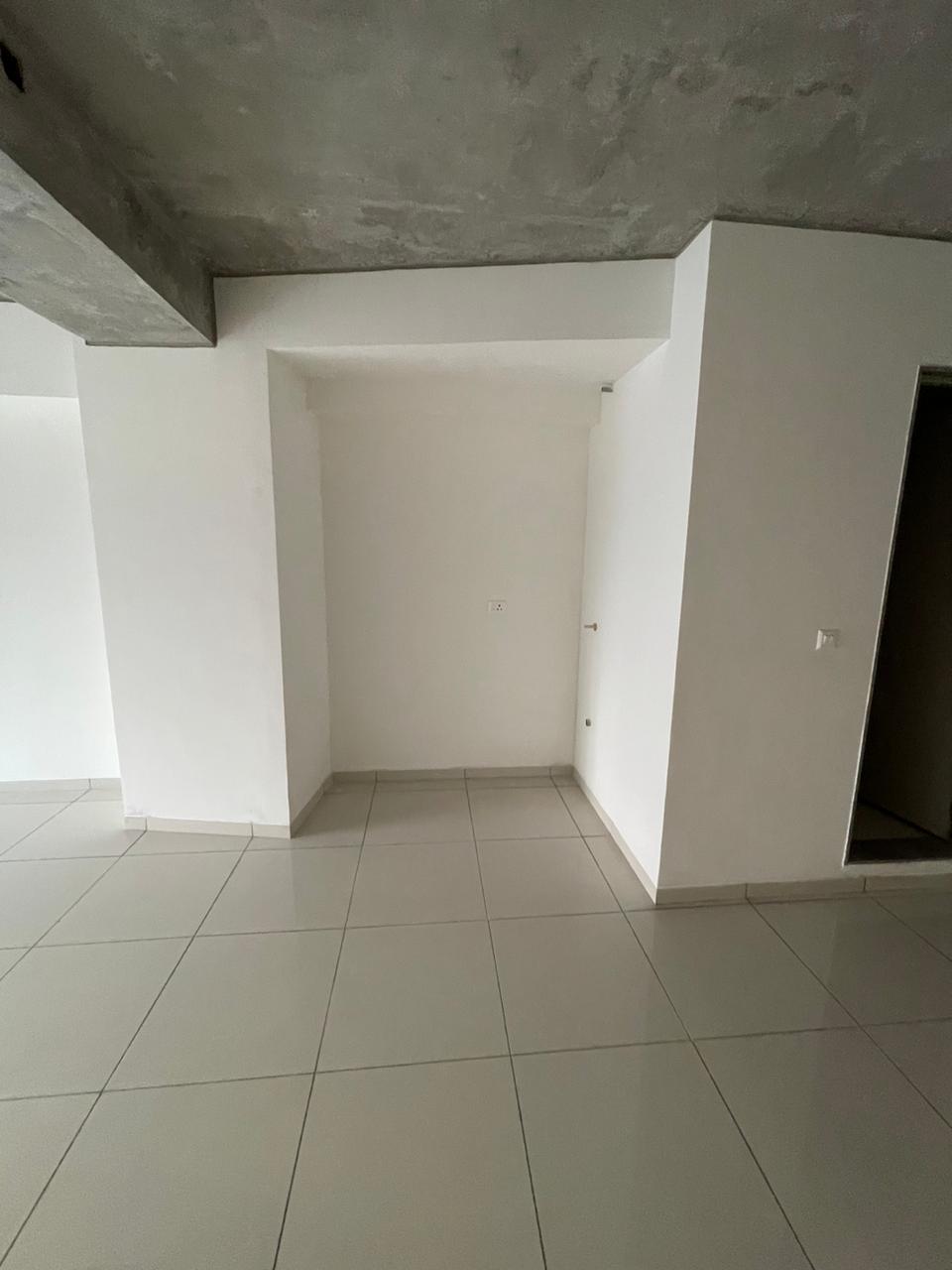 Office 830 Sq. Ft. Commercial Office for Rent in Ashram Road Ahmedabad - Media 5