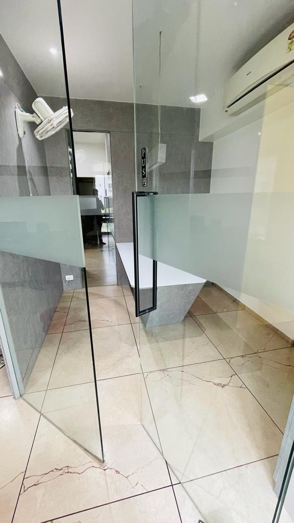 884 Sq. Ft. Commercial Office for Rent in Cg Road Ahmedabad - Media 5