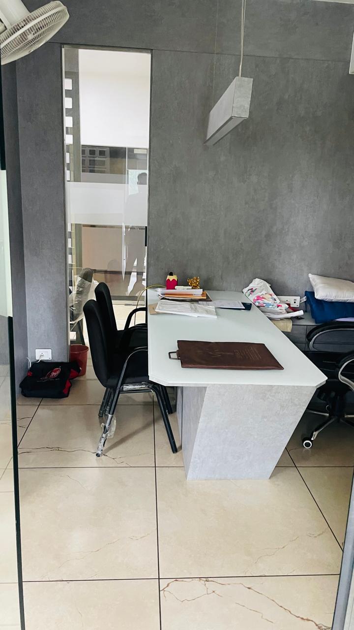 884 Sq. Ft. Commercial Office for Rent in Cg Road Ahmedabad - Media 9