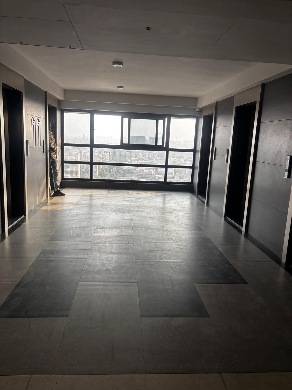 695 Sq. Ft. Commercial Office for Rent in Naranpura Ahmedabad - Media 4