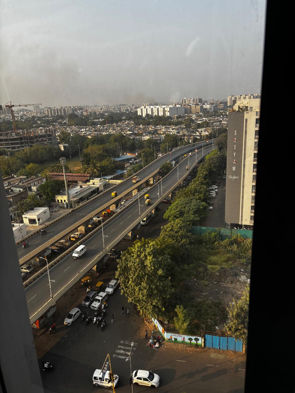 695 Sq. Ft. Commercial Office for Rent in Naranpura Ahmedabad - Media 5