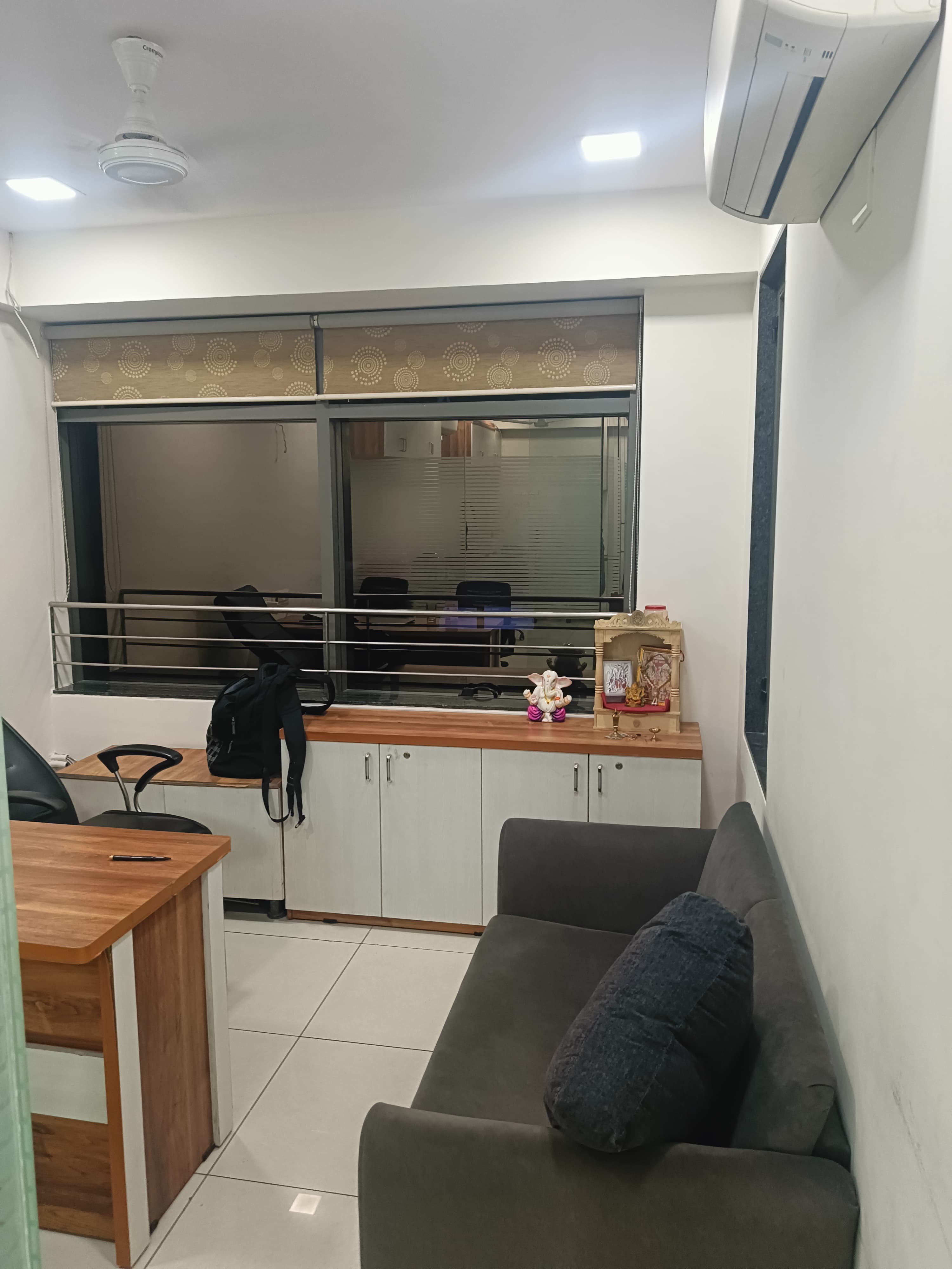 1400 Sq. Ft. Commercial Office for Rent in Navrangpura Ahmedabad - Media 13