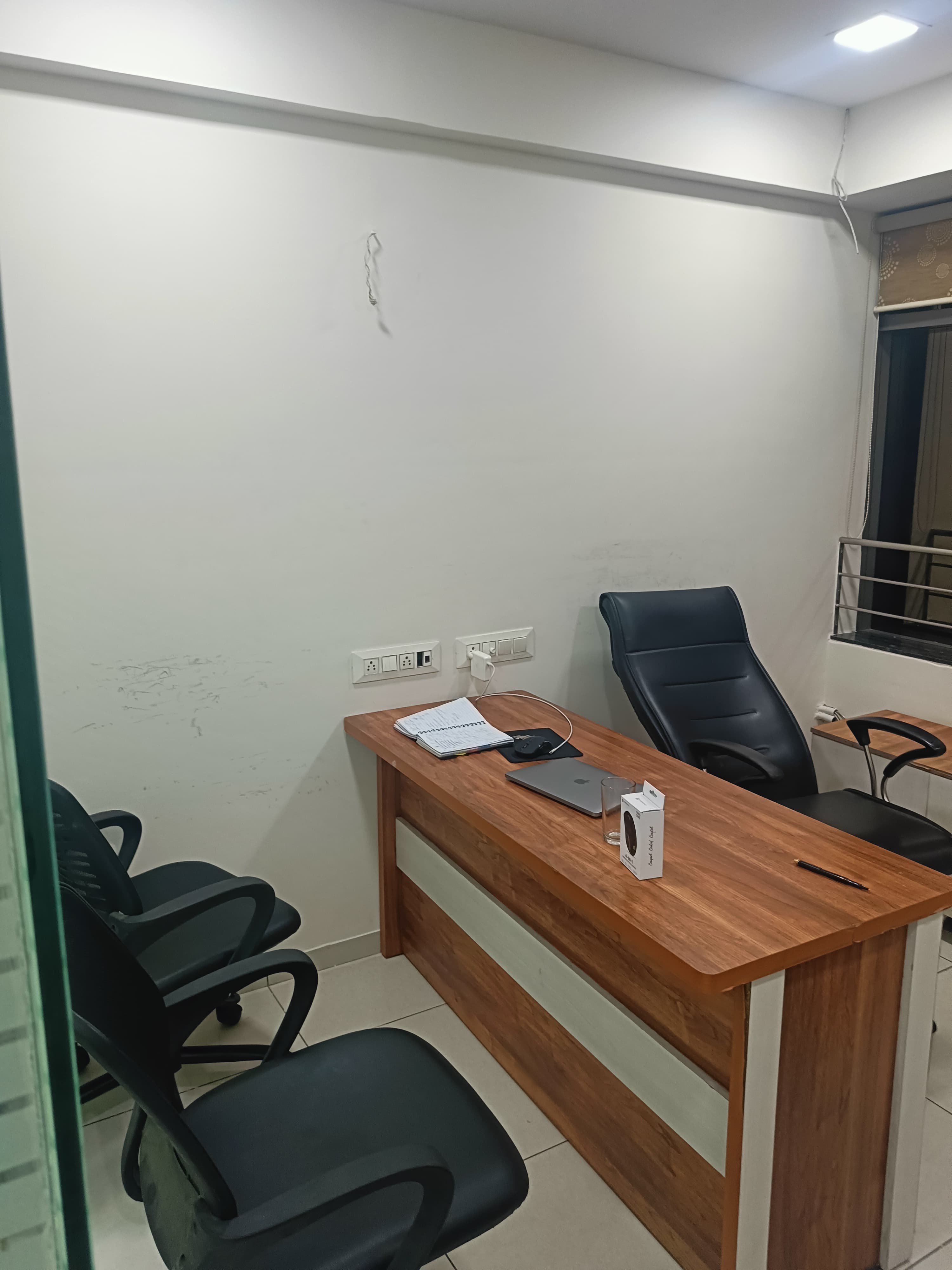 1400 Sq. Ft. Commercial Office for Rent in Navrangpura Ahmedabad - Media 2