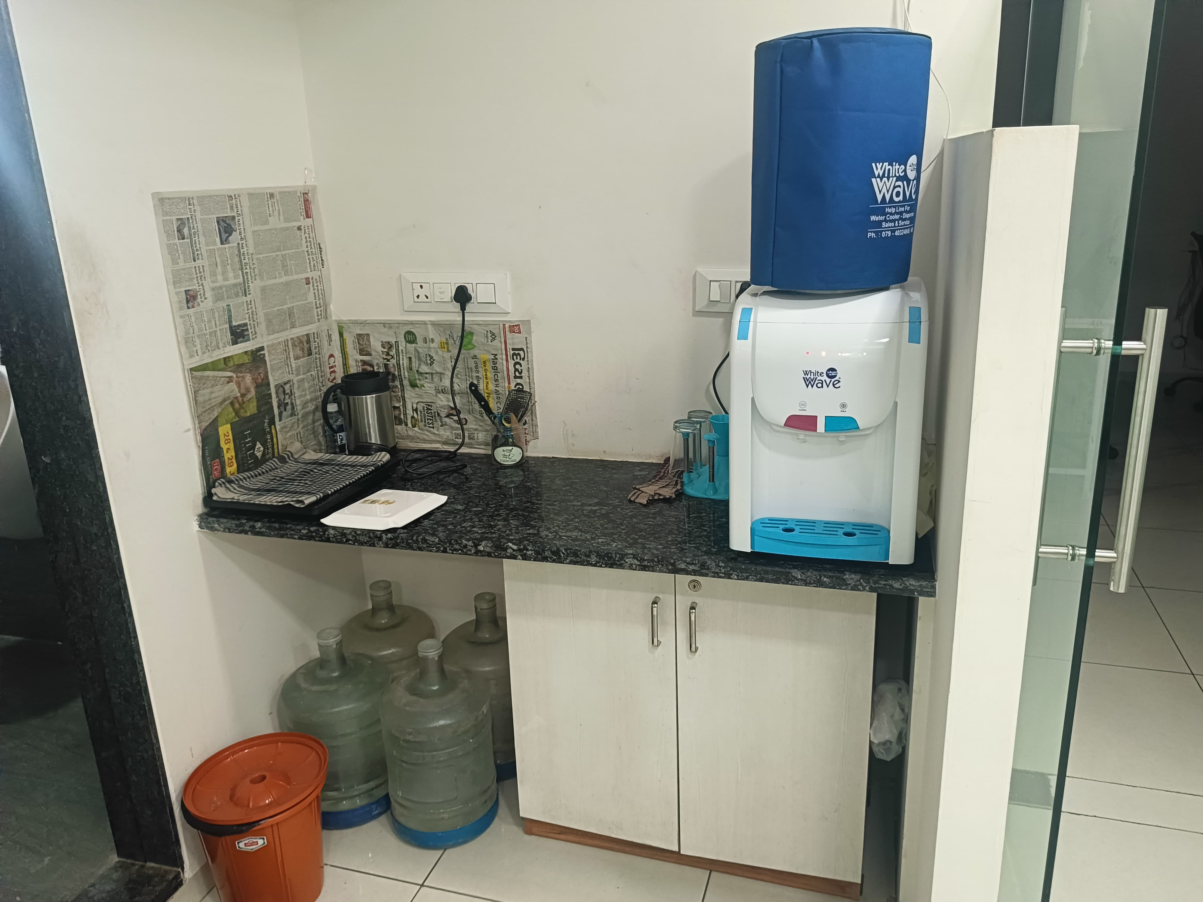 1400 Sq. Ft. Commercial Office for Rent in Navrangpura Ahmedabad - Media 3
