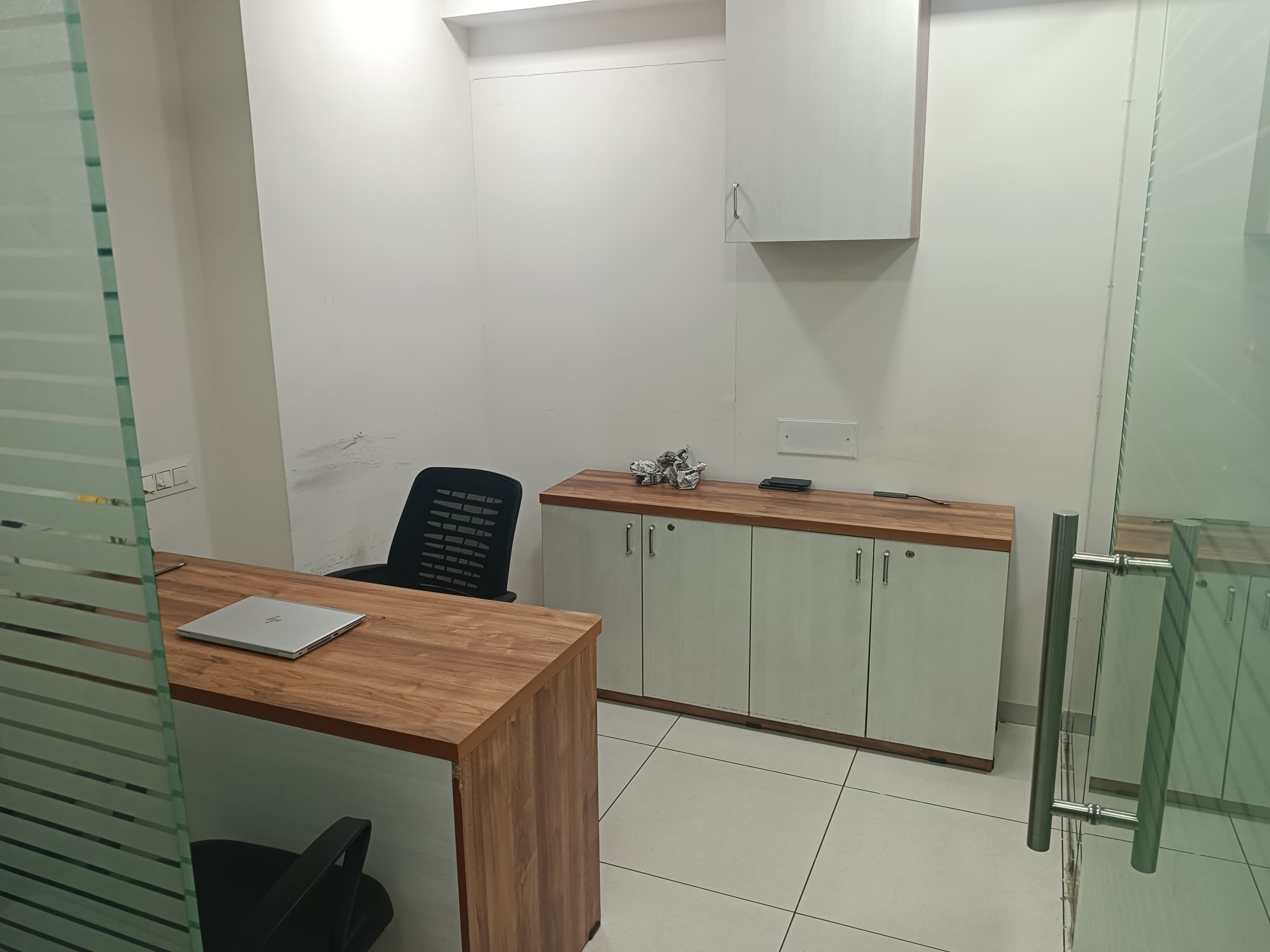 1400 Sq. Ft. Commercial Office for Rent in Navrangpura Ahmedabad - Media 6