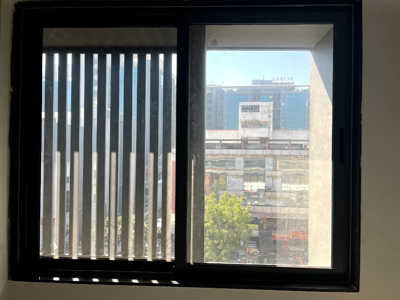 1024 Sq. Ft. Commercial Office for Rent in Sola Ahmedabad - Media 5