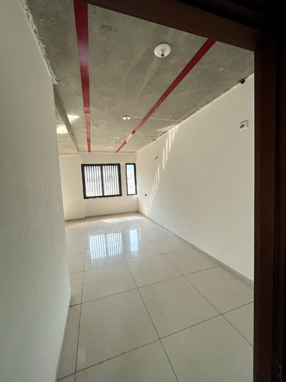 1024 Sq. Ft. Commercial Office for Rent in Sola Ahmedabad - Media 6