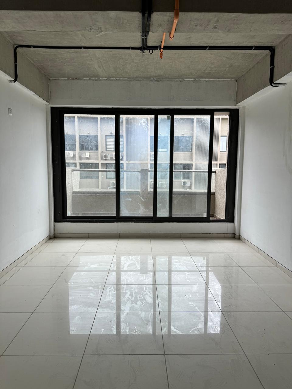 873 Sq. Ft. Commercial Office for Rent in Gota Ahmedabad - Media 2