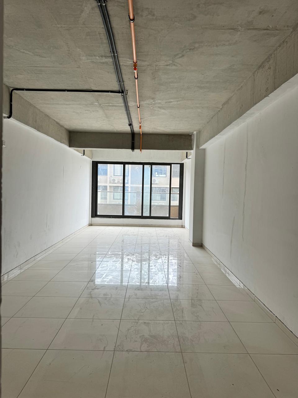 873 Sq. Ft. Commercial Office for Rent in Gota Ahmedabad - Media 3