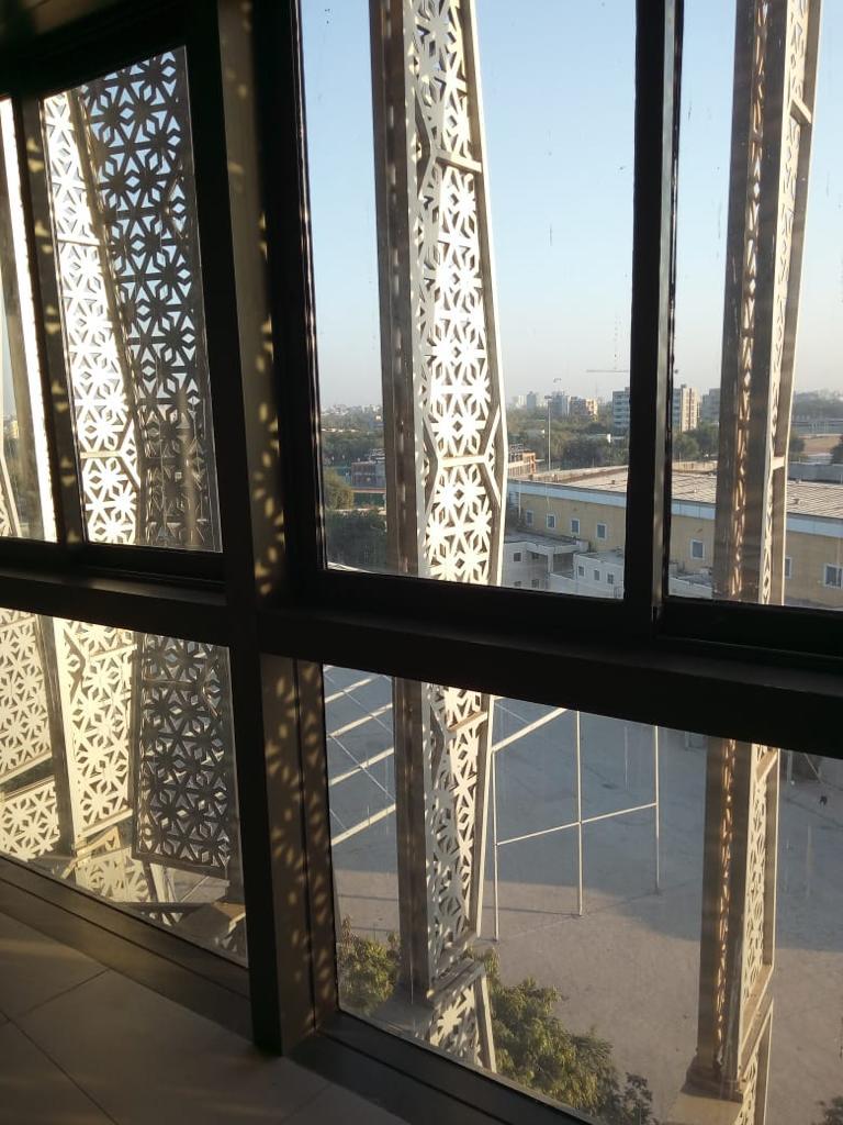 875 Sq. Ft. Commercial Office for Rent in Memnagar/gurukul Ahmedabad - Media 8