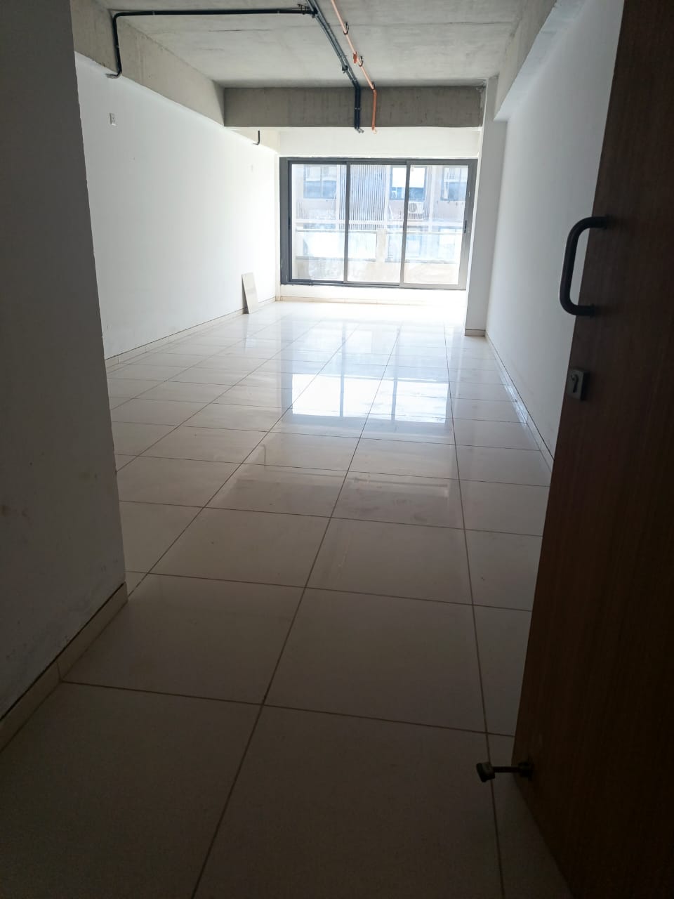 873 Sq. Ft. Commercial Office for Rent in Gota Ahmedabad - Media 2